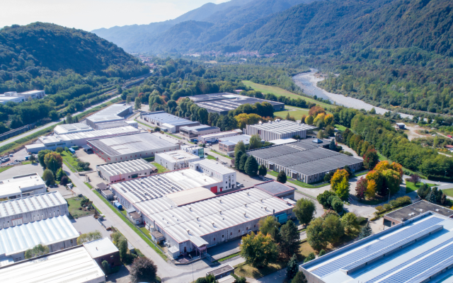 Industrial & Specialized Facilities